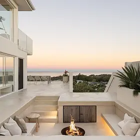 Minimalist lounge styling